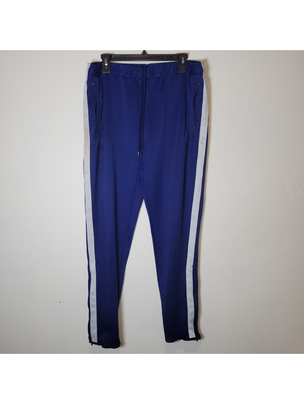 Umbro Men's Blue Track Pants Activewear Joggers L White Stripe Zipper Pockets
